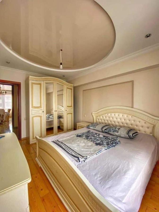 באטומי Apartment Dolphin מראה חיצוני תמונה