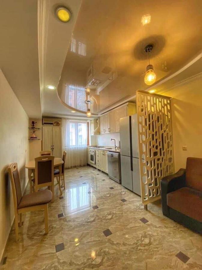 באטומי Apartment Dolphin מראה חיצוני תמונה