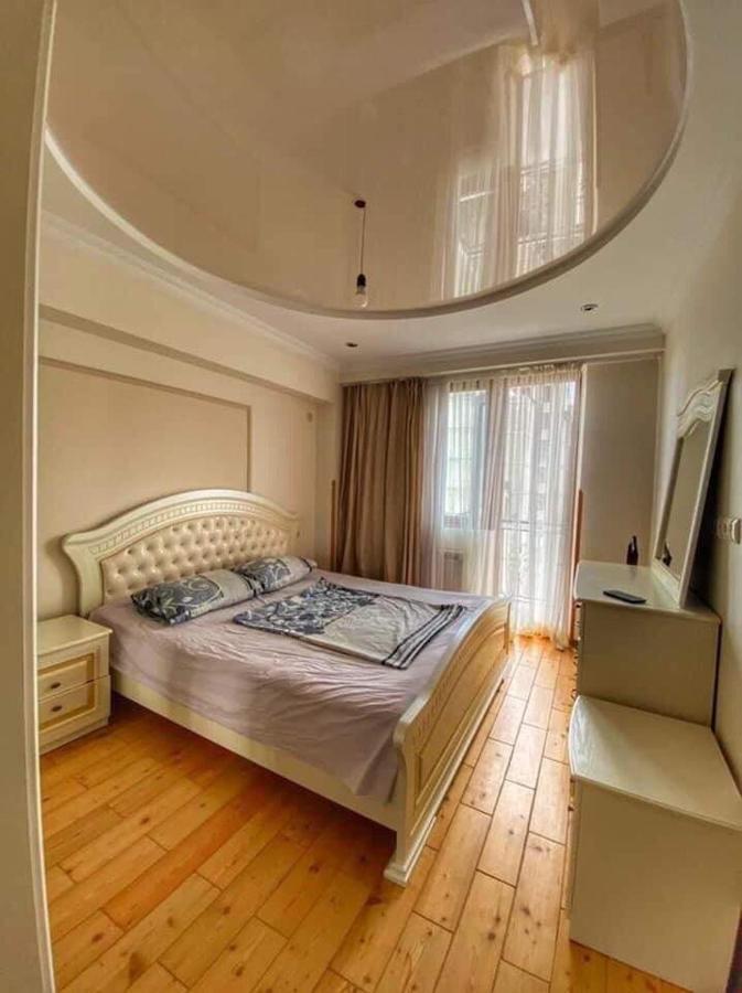 באטומי Apartment Dolphin מראה חיצוני תמונה