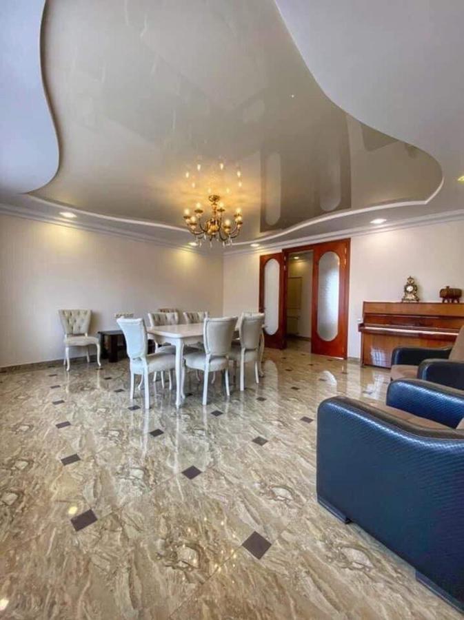 באטומי Apartment Dolphin מראה חיצוני תמונה