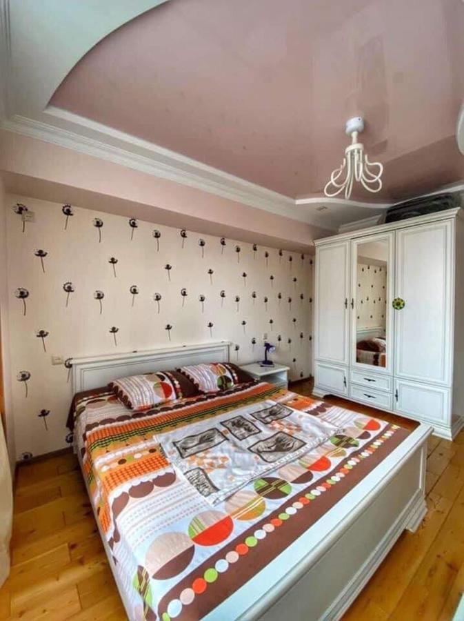 באטומי Apartment Dolphin מראה חיצוני תמונה
